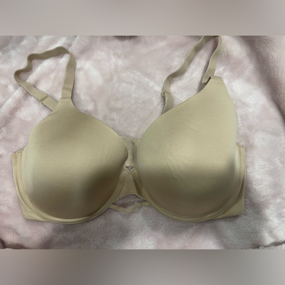 Hanes Other - Hanes Light Tan Comfort Bra